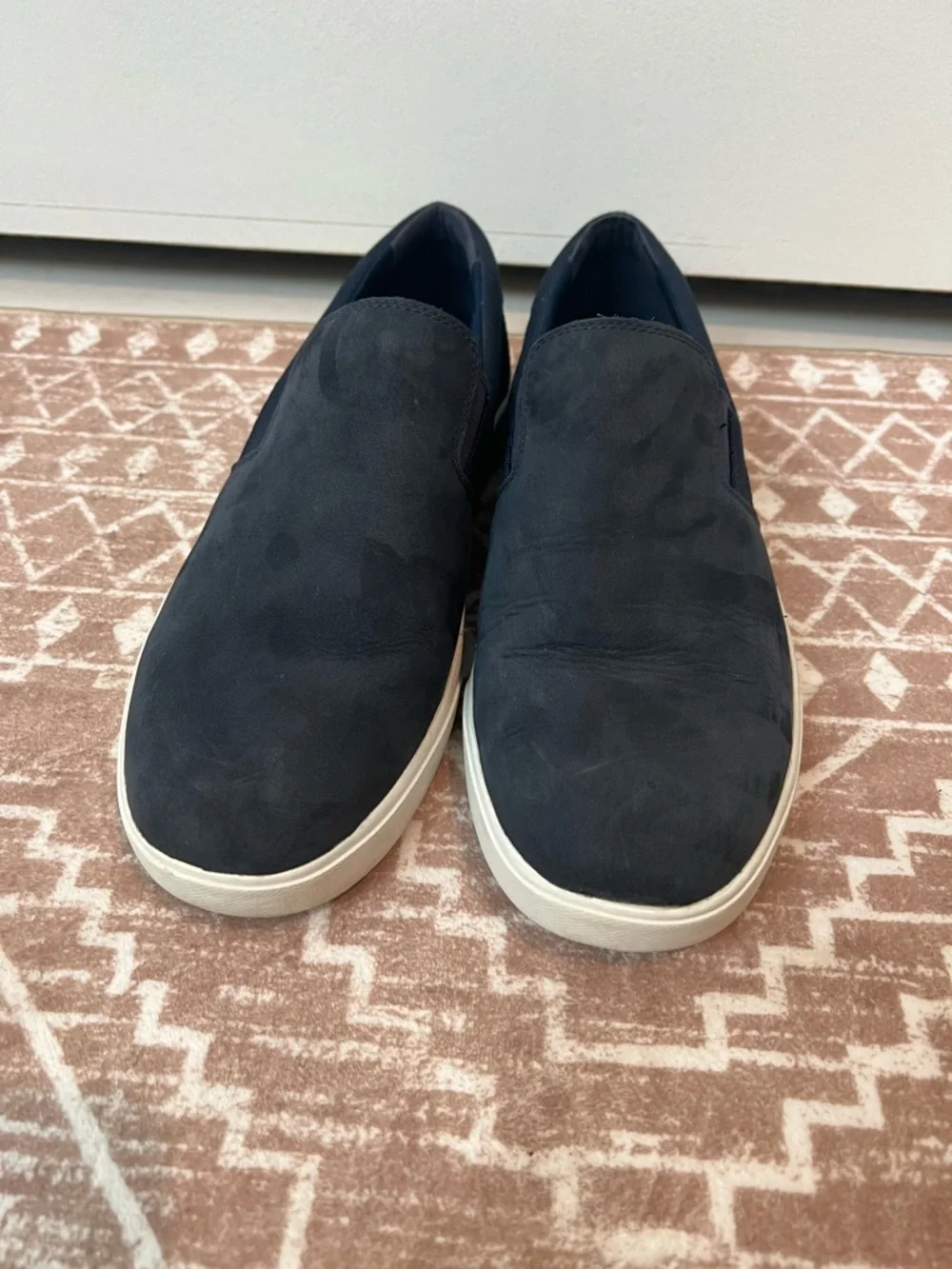 Men’s Timberland Groveton Navy Slip-On Casual Loafers with White Sole Like New